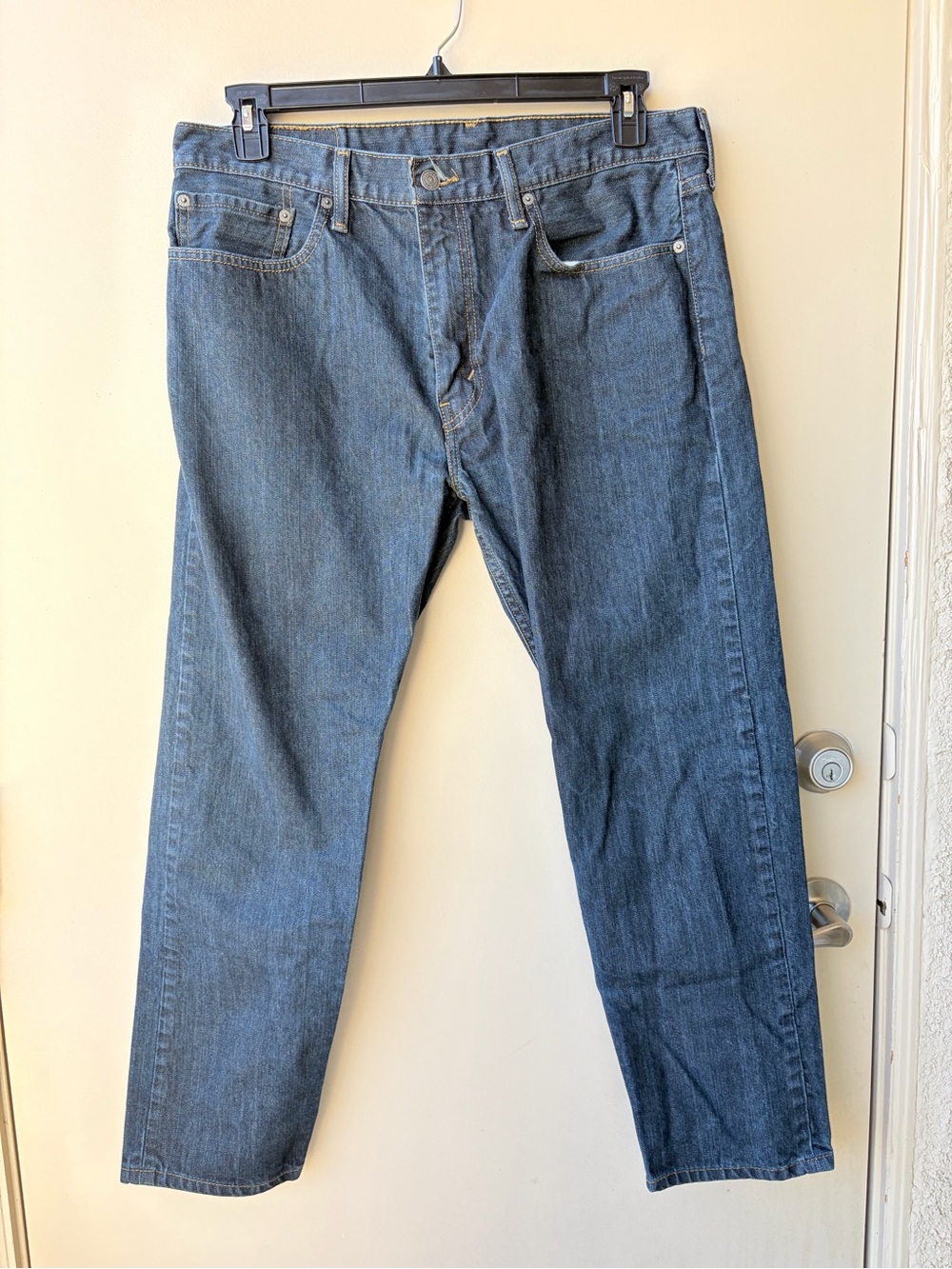 Levi's Relaxed Fit Men's Denim Jeans in Blue